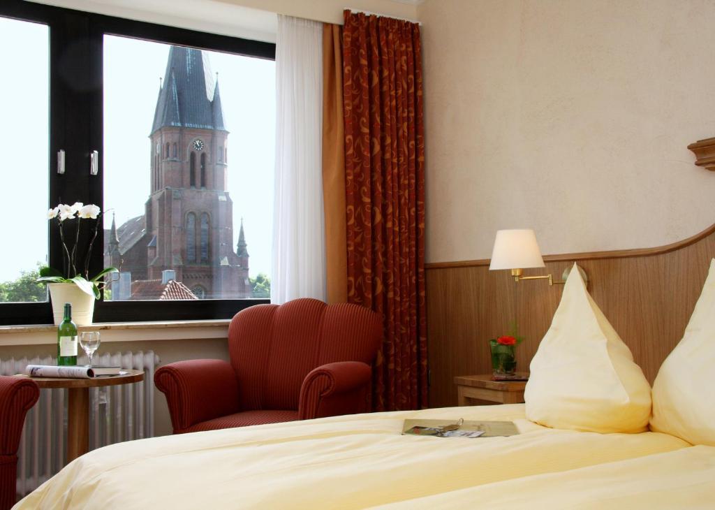 Altes Gasthaus Kuhr - Hotel & Restaurant Papenburg Rom bilde