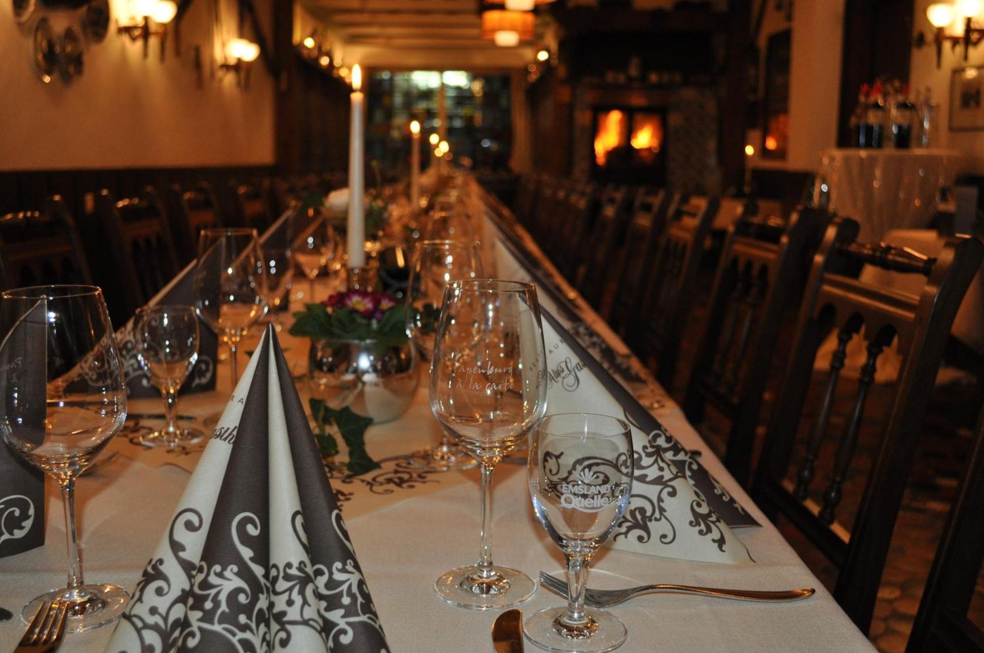 Altes Gasthaus Kuhr - Hotel & Restaurant Papenburg Eksteriør bilde