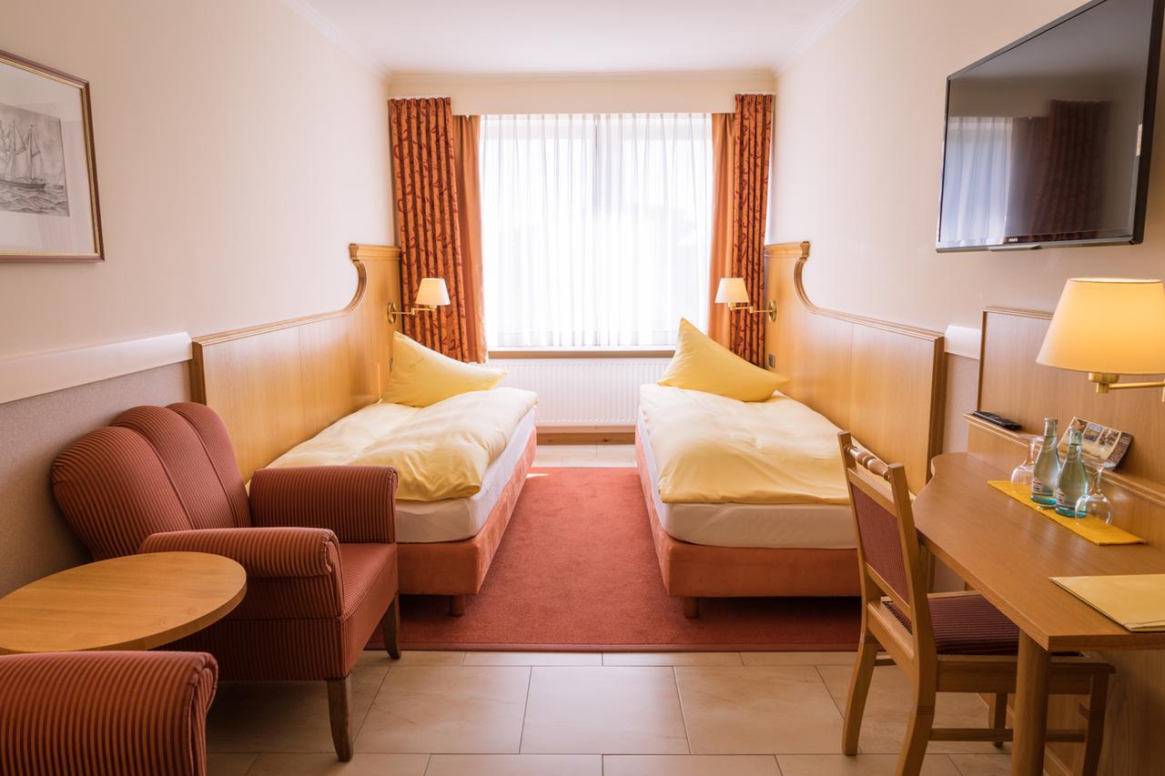 Altes Gasthaus Kuhr - Hotel & Restaurant Papenburg Eksteriør bilde