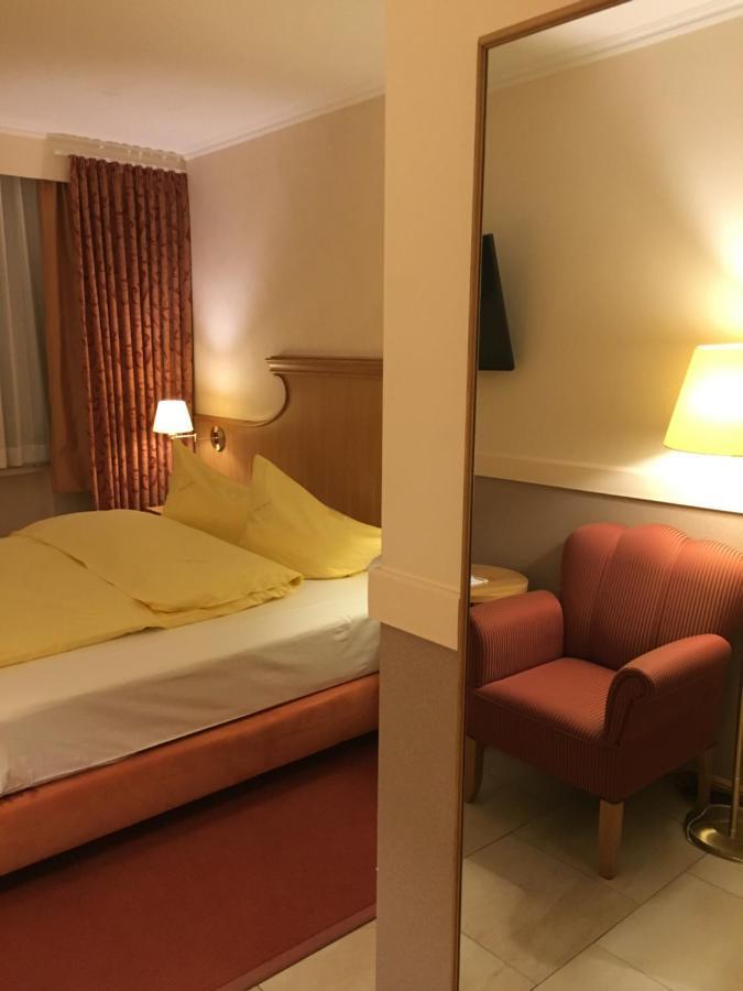 Altes Gasthaus Kuhr - Hotel & Restaurant Papenburg Eksteriør bilde